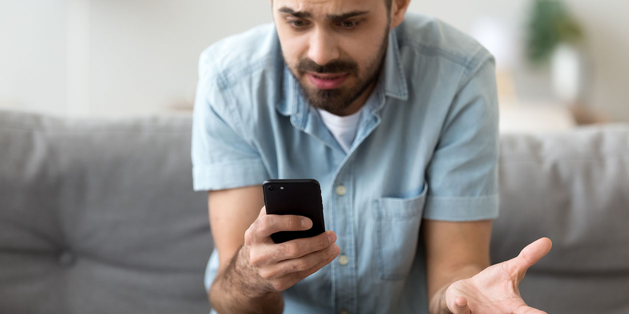 Global Roaming Traps for the Frequent Travelers